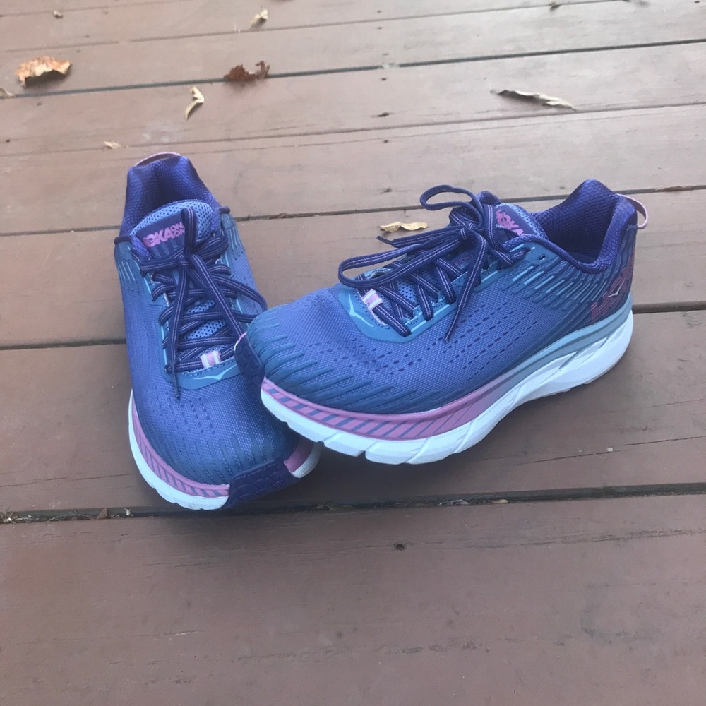 Hoka one one tennis shoes